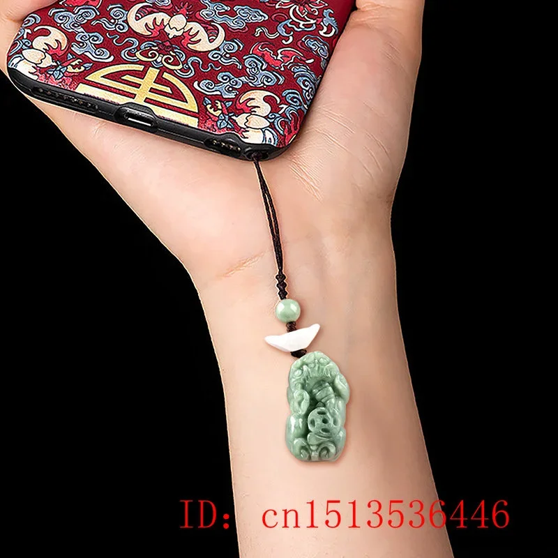 Burmese Emerald Pixiu Yuanbao  - Men Fashion Key のレビューと価格