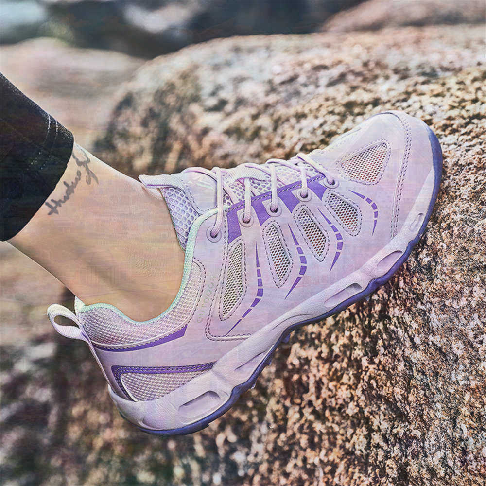 Sumer Round Tip Silver Sneaker - Men'S Fashion At 40 のレビューと価格