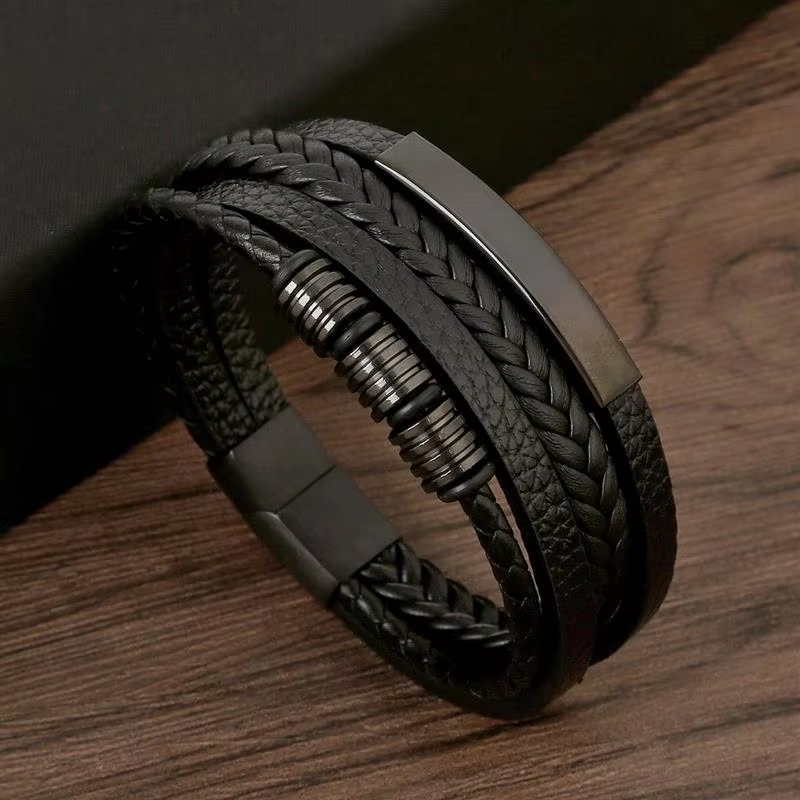 Classic Men's Leather Bracelet - Mens Fashion Combination のレビューと価格